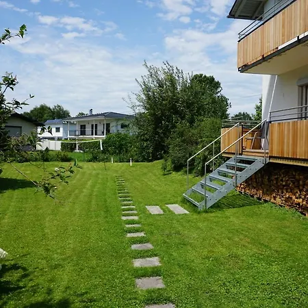 Haus Mit 6 Schlafzimmer, Pool Und Grossem Garten Mader